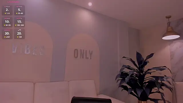 MaddisonLowe online show from 07-14-26, 02:05