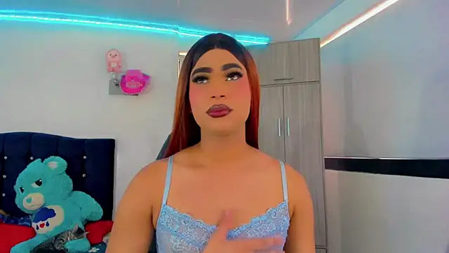 Hellen moons   online show from 10-10-25, 07:15