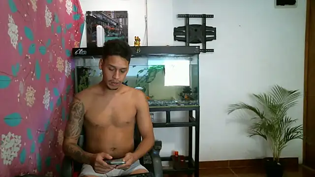 JacobandChloee online show from 10-17-25, 02:37