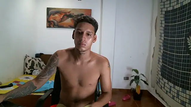 JacobandChloee online show from 03-17-25, 07:46