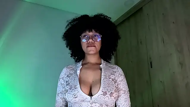 Ale xandra online show from 06-26-26, 12:05