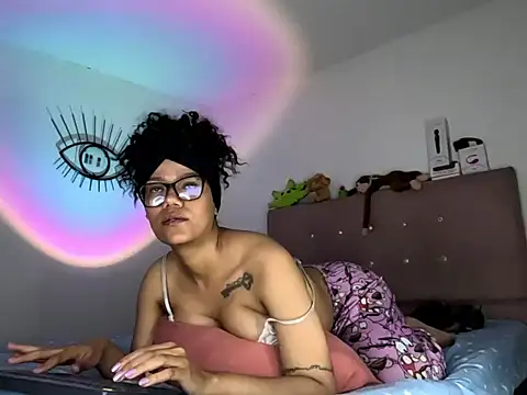 Ale xandra online show from 11-21-25, 02:27