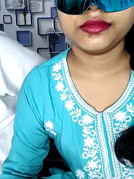 Snapshot of Hot_Bhabi08 chatting on 06-07-26, 10:42 Hot Bhabi08 online show from 06-07-26, 10:42