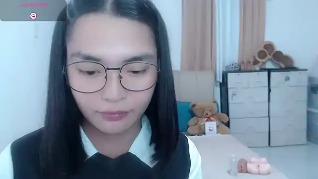 zhaviahale21 online show from 08-03-26, 03:07