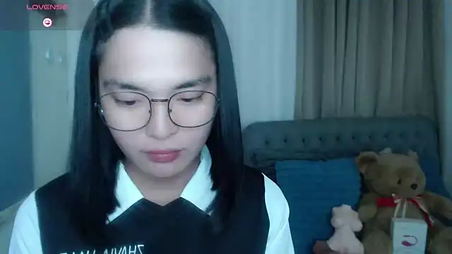 zhaviahale21 online show from 07-08-26, 10:54