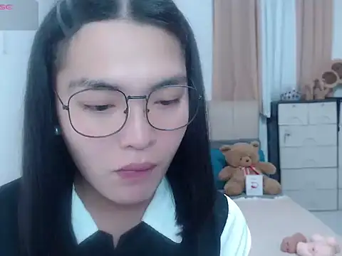 zhaviahale21 online show from 08-08-26, 07:21