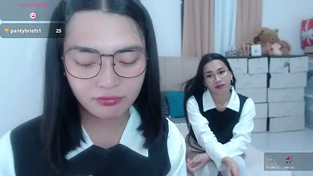 zhaviahale21 online show from 07-23-26, 10:56
