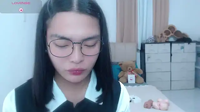 zhaviahale21 online show from 08-09-26, 03:40