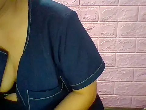 Mimi18x online show from 06-11-26, 03:47