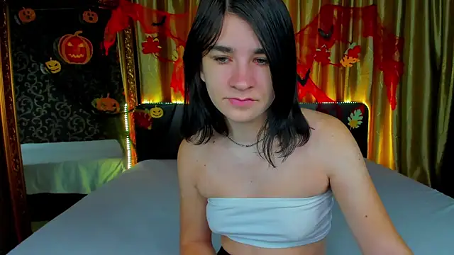  Polly Love  online show from 11-01-25, 07:02