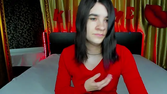  Polly Love  online show from 03-01-26, 06:57