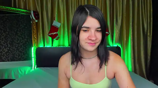  Polly Love  online show from 01-08-26, 07:14