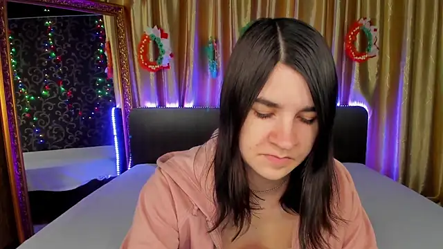  Polly Love  online show from 04-10-26, 06:20