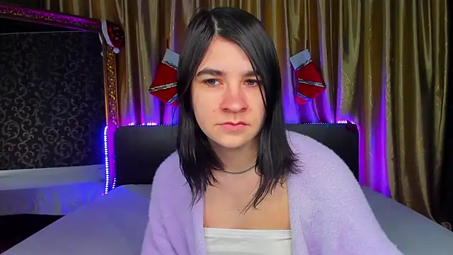  Polly Love  online show from 01-10-26, 07:04