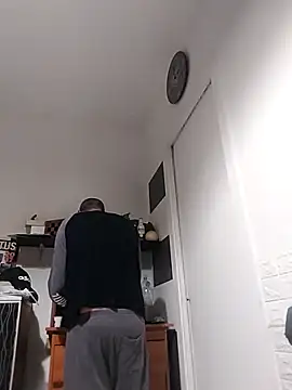 affascino online show from 12-18-25, 08:52