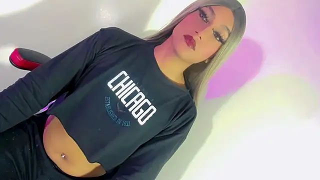 Sabrina gil  online show from 01-31-25, 07:40