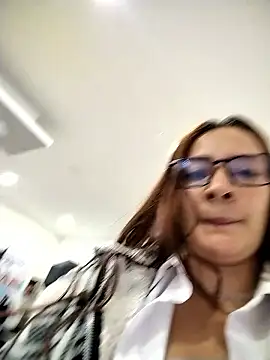 Snapshot of SAMANTHA-16_ chatting on 01-13-26, 12:09 SAMANTHA-16 online show from 01-13-26, 12:09