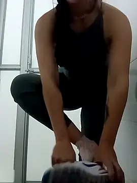 Snapshot of SAMANTHA-16_ chatting on 01-28-25, 10:34 SAMANTHA-16 online show from 01-28-25, 10:34