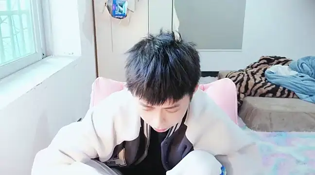 FFFFZ189 online show from 01-12-25, 09:40