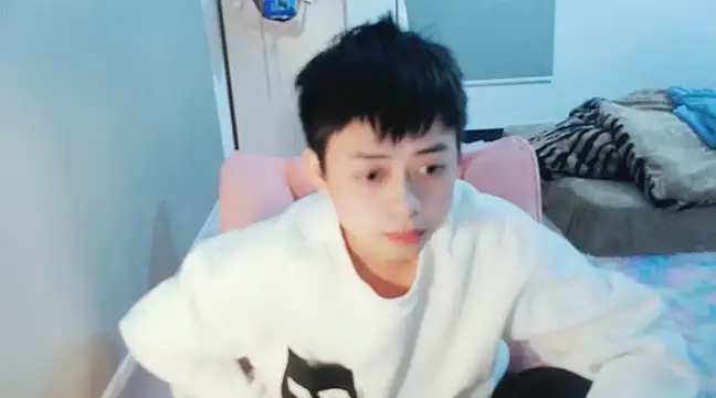 FFFFZ189 online show from 01-10-25, 02:55