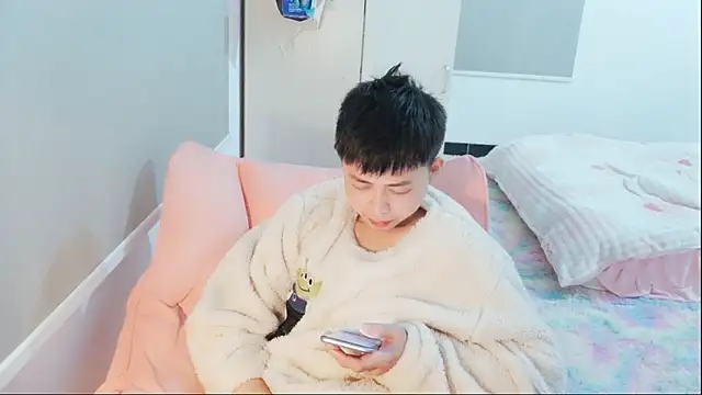 FFFFZ189 online show from 01-22-25, 01:32