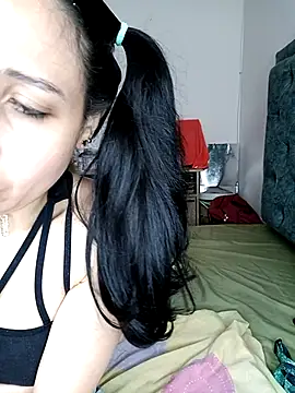 KimPielCanela online show from 03-17-25, 06:11