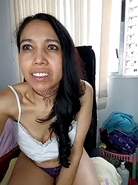 KimPielCanela online show from 03-18-25, 11:55