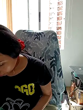 KimPielCanela online show from 03-21-25, 03:02