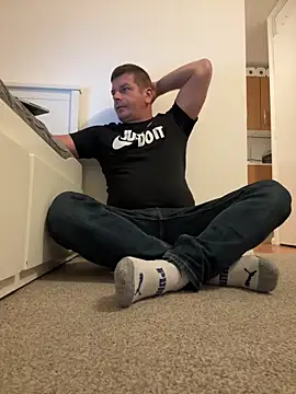 Dan NFS online show from 09-25-25, 03:23