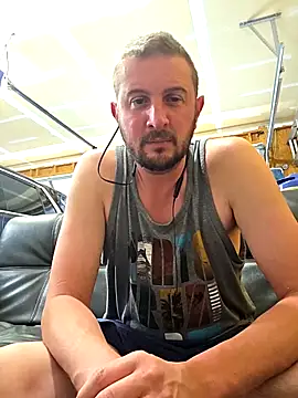 MrMechanic38 online show from 04-12-26, 08:34