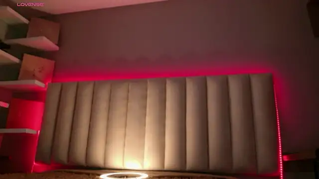 Megan mooree  online show from 06-19-26, 01:06