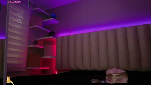 Megan mooree  online show from 10-29-25, 12:15