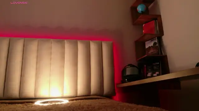 Megan mooree  online show from 06-16-26, 01:11