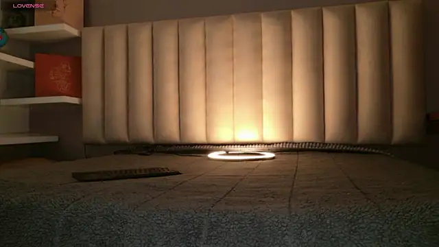 Megan mooree  online show from 02-11-26, 12:27