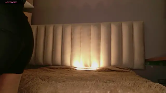 Megan mooree  online show from 03-27-26, 12:50