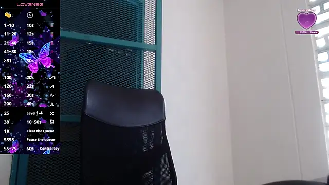 Snapshot of Gabycutee chatting on 10-13-25, 07:59 Gabycutee online show from 10-13-25, 07:59