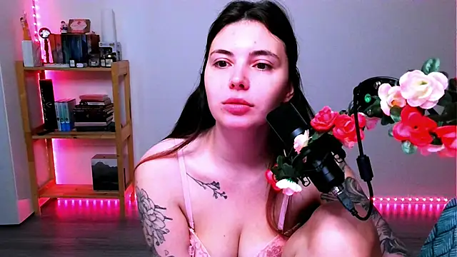Snapshot of peaachybabe__ chatting on 10-11-25, 05:58 peaachybabe online show from 10-11-25, 05:58
