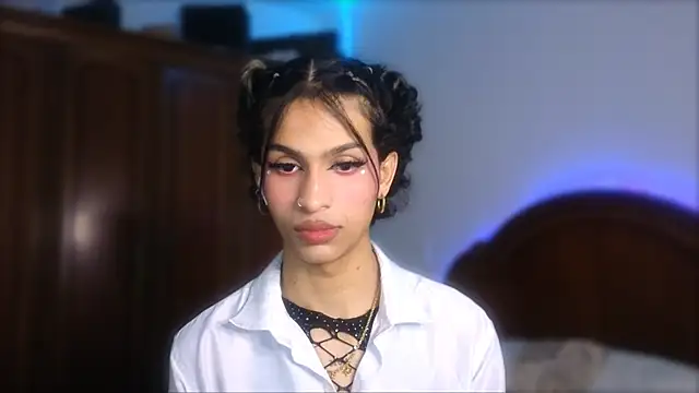 Snapshot of Abby_bella09 chatting on 02-17-25, 01:22 Abby bella09 online show from 02-17-25, 01:22