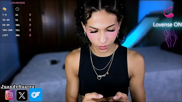 Snapshot of Abby_bella09 chatting on 10-18-25, 08:16 Abby bella09 online show from 10-18-25, 08:16