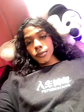 Snapshot of bloom444 chatting on 11-04-25, 03:38 bloom444 online show from 11-04-25, 03:38