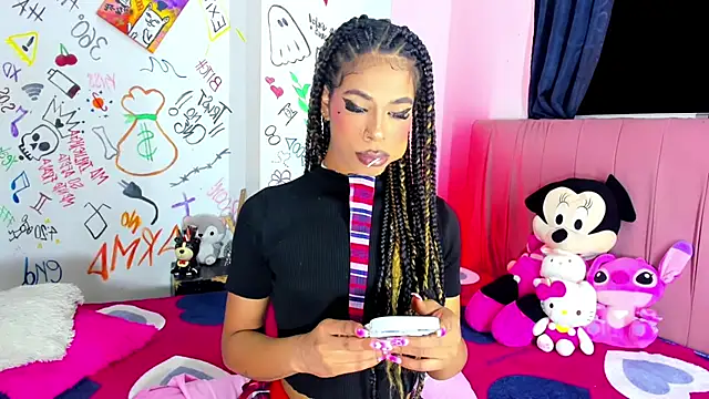 Snapshot of bloom444 chatting on 02-24-26, 04:02 bloom444 online show from 02-24-26, 04:02