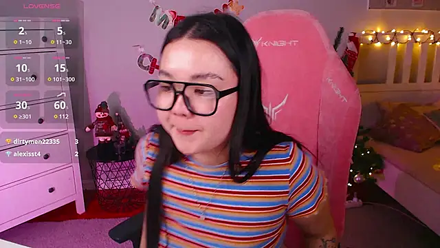 Suzy Baee online show from 12-23-24, 03:33