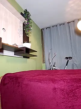 Snapshot of divinityros chatting on 11-13-25, 03:54 divinityros online show from 11-13-25, 03:54