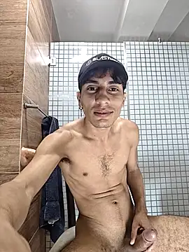 Snapshot of divinityros chatting on 11-21-25, 05:39 divinityros online show from 11-21-25, 05:39