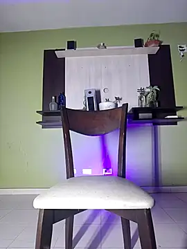 Snapshot of divinityros chatting on 10-17-25, 02:59 divinityros online show from 10-17-25, 02:59