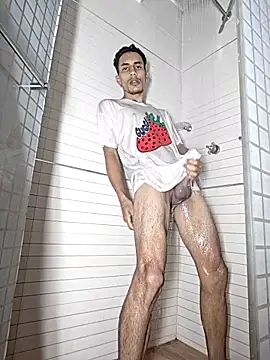 Snapshot of divinityros chatting on 09-22-25, 12:33 divinityros online show from 09-22-25, 12:33