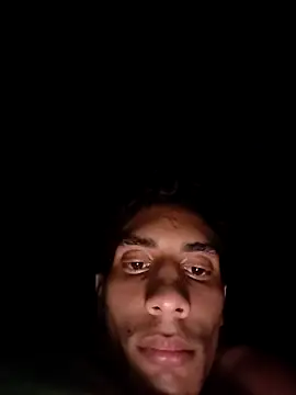 Snapshot of divinityros chatting on 10-01-25, 04:06 divinityros online show from 10-01-25, 04:06