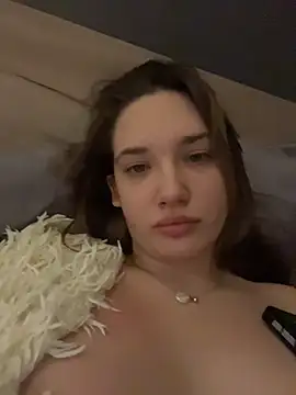 Holly Molii online show from 04-08-26, 04:14