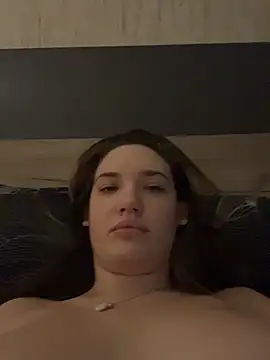 Holly Molii online show from 04-10-26, 03:57