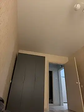 Holly Molii online show from 04-18-26, 02:14